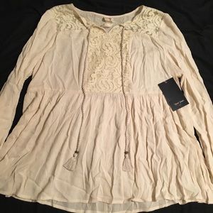 XL Topson Downs Cream Top w/Lace Detail